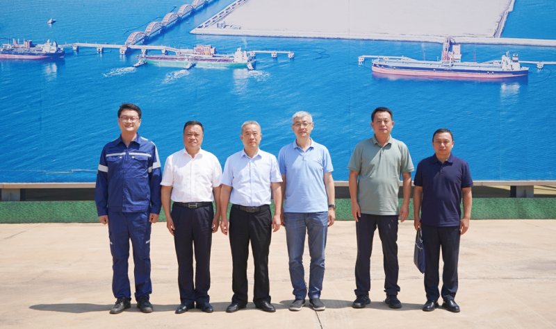 港铁联运28万吨原油即将回厂